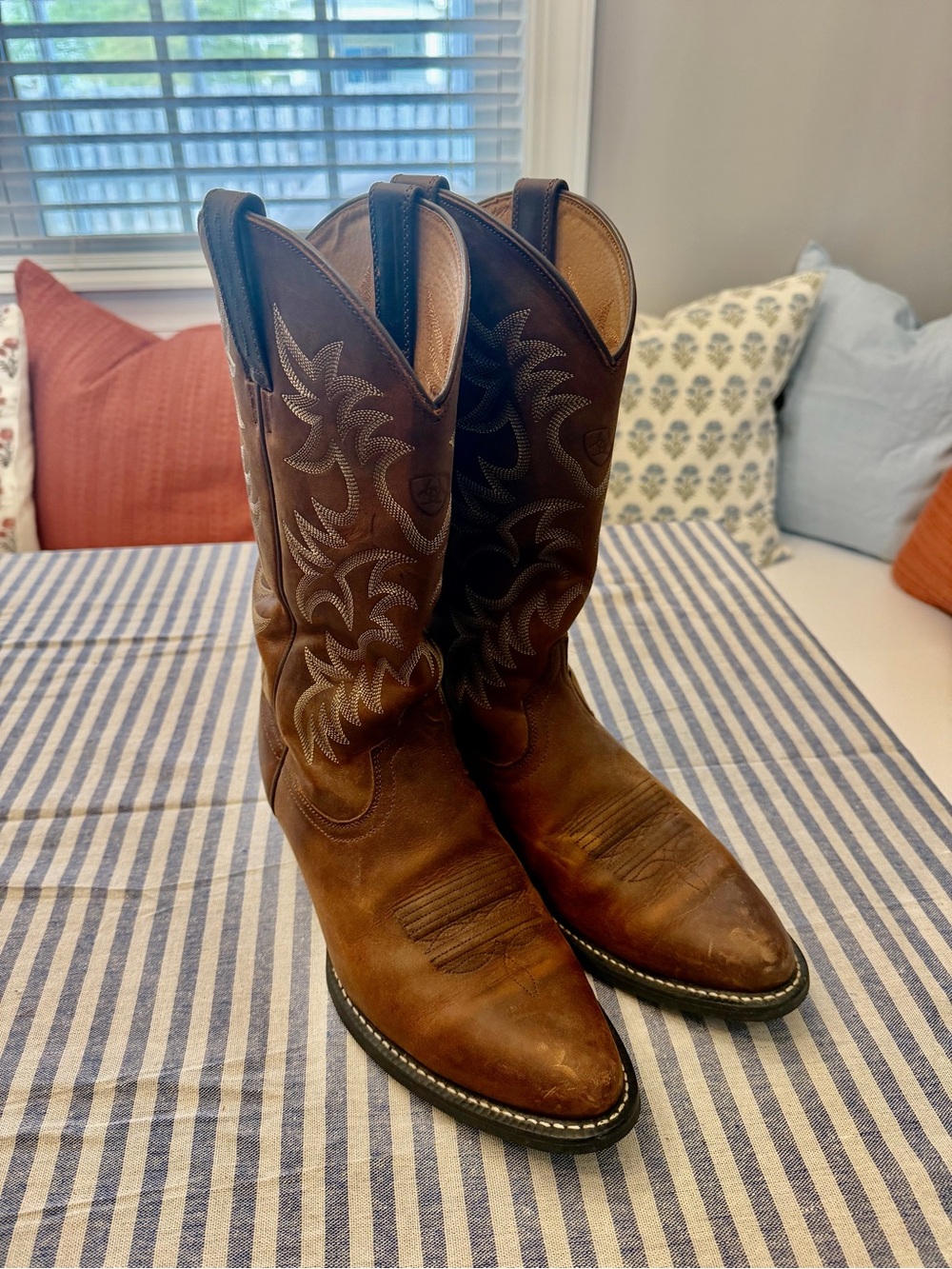 Ariat Brown Western Cowboy Boots 9.5D men’s